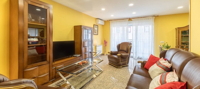 Holiday Home 'Magnifico' in Pozuelo de Alarcón - Near Madrid, Free Parking