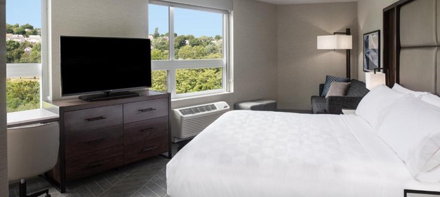 Holiday Inn Boston Logan Airport - Chelsea by IHG