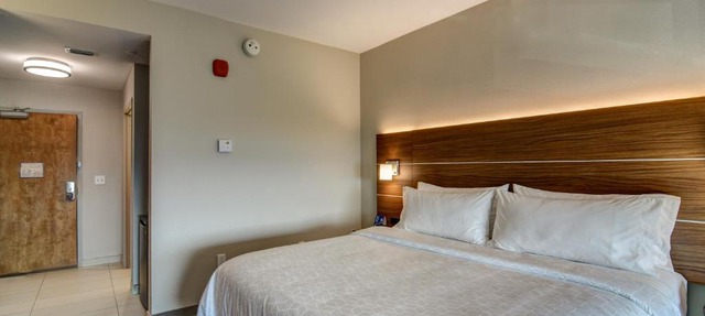 Holiday Inn Express - Fort Walton Beach Central by IHG