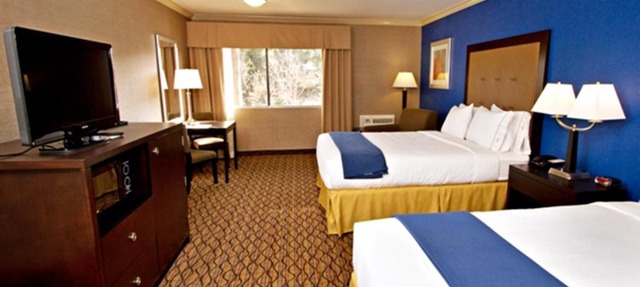 Holiday Inn Express Port Hueneme by IHG