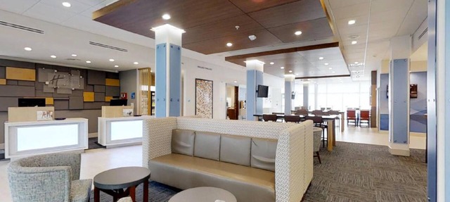 Holiday Inn Express & Suites Chalmette - New Orleans S by IHG