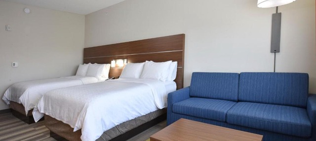 Holiday Inn Express & Suites - Orlando - Southeast by IHG