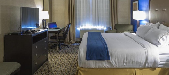 Holiday Inn Express Thunder Bay by IHG