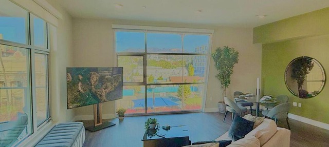 Hollywood Sign View 2 Bed 2 Bath Premium Corner