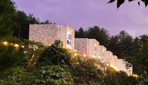 Hongcheon Yolowa Pension