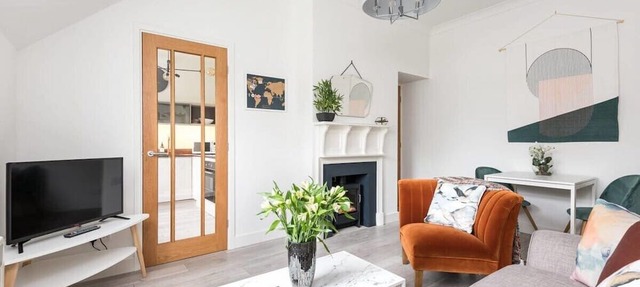 Host & Stay | Feversham House