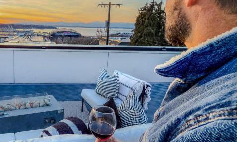 Hot Tub - Best Views - Near Stadiums!