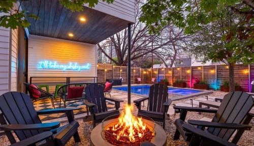 Hot Tub Club - Pool - BBQ - Walk to Rainey St