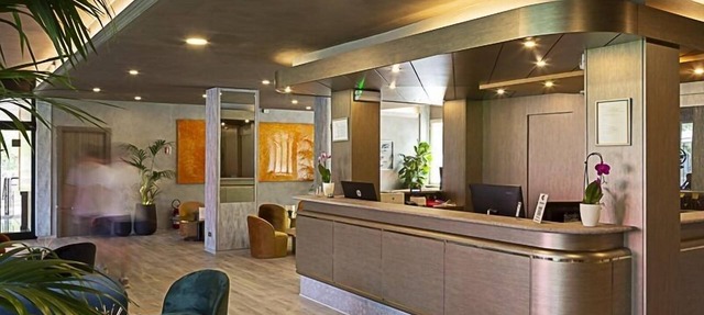 HOTEL EMBASSY PERO