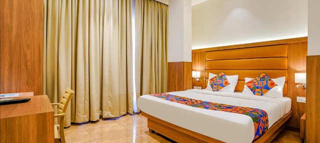Hotel Landmark Aura