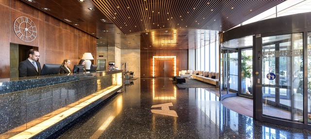 Hotel Maydrit Airport