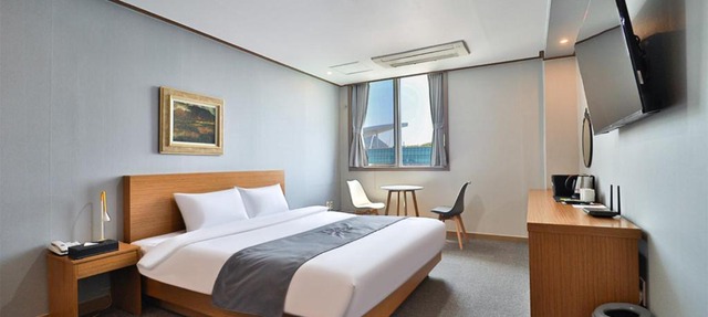 Hotel Noah
