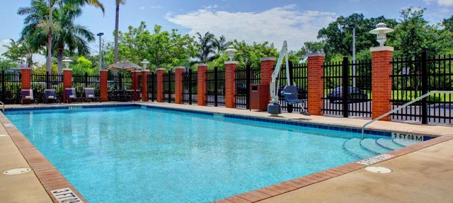Hyatt Place Fort Lauderdale Airport/Cruise Port