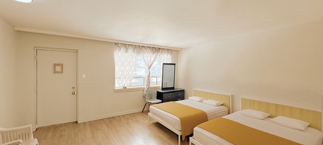 Idlewood Inn