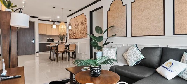 IndoChina 3BR MVertica near MRT by RumaBnB