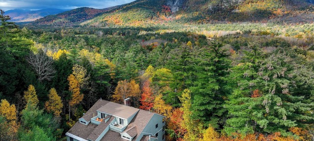 Inviting Bartlett Condo: 1 Mi to Attitash Mountain