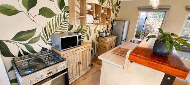 Joy Haven - Open Plan Studio