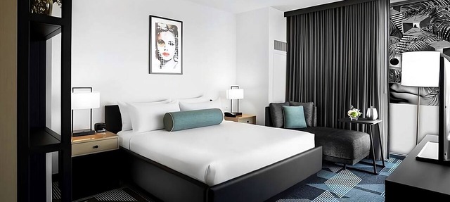 Just What You Were Looking For! Free Parking, Pets Allowed, Rooftop Pool