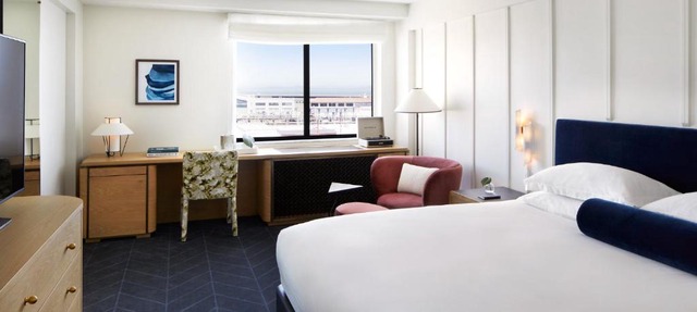 Kimpton Alton Fisherman's Wharf by IHG