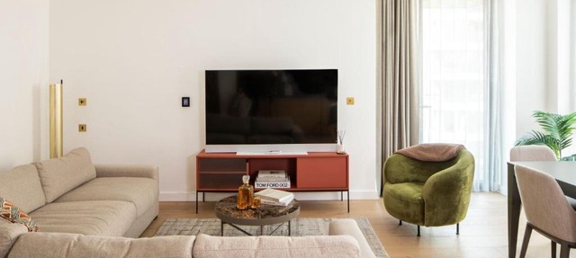 Kings Cross - Luxury 3 Bed Apartment, Private Balcony
