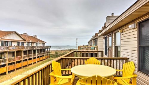 Kitty Hawk Townhome at Sea Dunes - Walk to Beach!