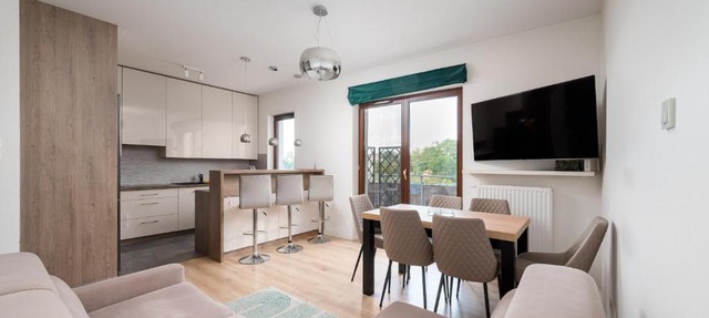 Krasińskiego Deluxe Apartment by BookingHost