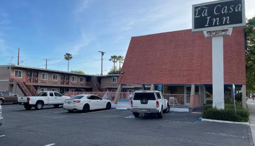 La Casa Inn