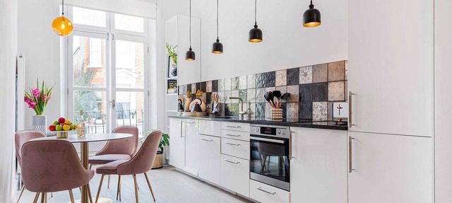 Lady on the Lane, 2 bed Primrose Hill - by Out of Office Lifestyle