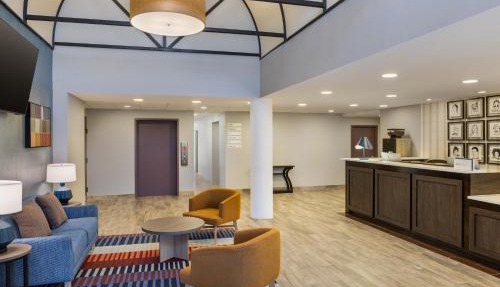 Lake Norman Inn and Suites