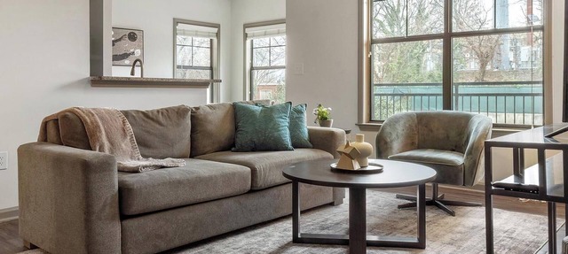 Landing | Chic 1BD, Gym, Courtyard