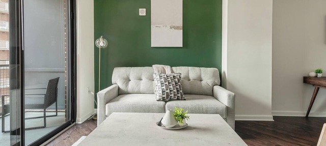 Landing | Spectacular 1BD, Gym, Courtyard