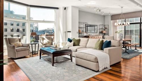 Larimer Square Luxury - Office - Downtown Hub