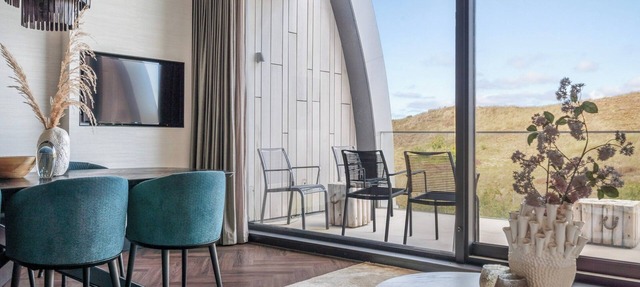 Lavish Apartment With Private Sauna