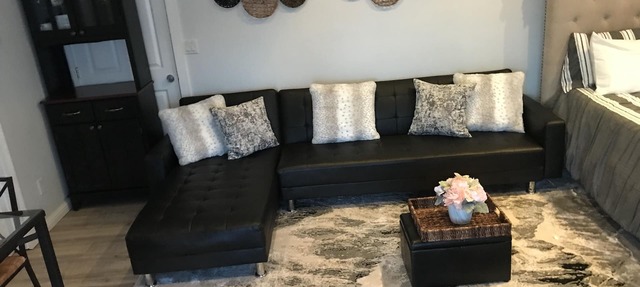 LAX LUXURY STUDIO Beautiful & spacious, 5 minutes from Beach, LAX, SOFI, FORUM.