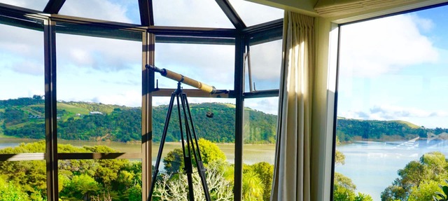 Le Chalet Waiheke Apartments