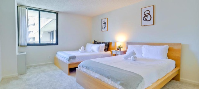 Leave Your Worries Behind & Relax in This Apt