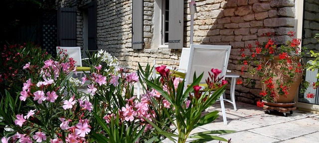 Les Chambres d'Adeline B&B