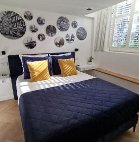 LIEV Amsterdam Cozy boutique suite in The Pijp