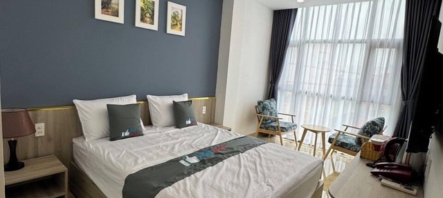 Like Hotel