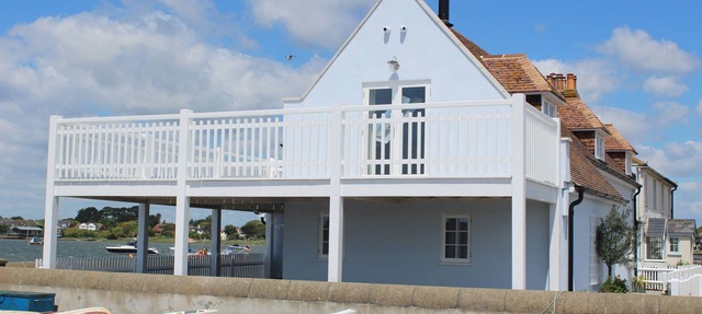Little Haven - a mudeford - house that sleeps 8 guests in 4 bedrooms