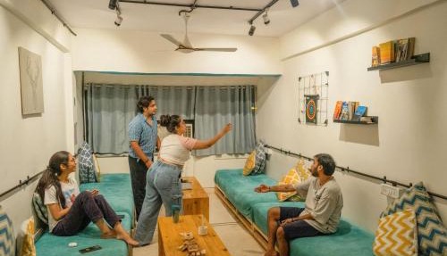 Locomo Hostel Express - Stay Work Eat