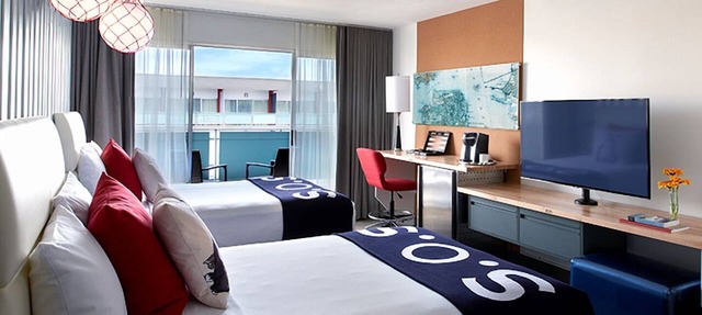 Lounge & Play Near Bay Tours + Fisherman’s Wharf Fun