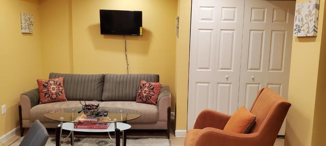 Lovely 2br Rental Unit