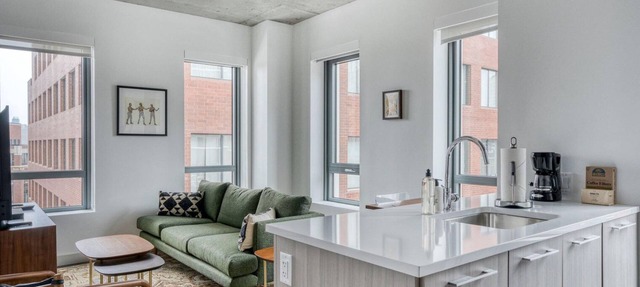 Lovely Kendall Square 2BR w/Gym, near Shops & Dining, by Blueground