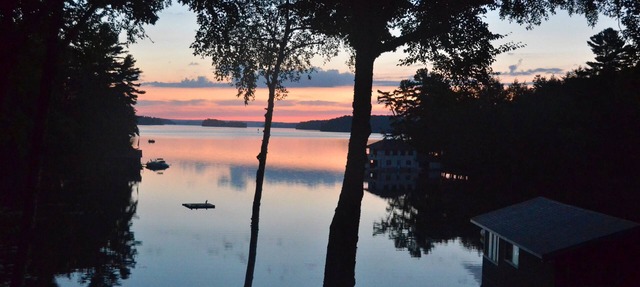 Lovely Quaint Cottage In A Secluded Bay On Lake Rosseau, Muskoka