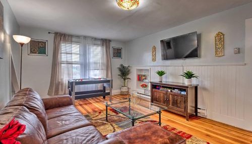 Lovely Stoughton Getaway Near Train Station!