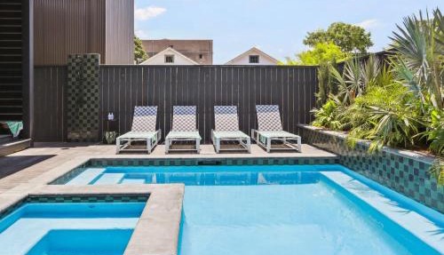 Lower Garden District Luxury Combo Pool & HotTub