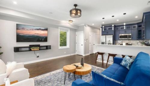 LuxHome Chicago 8 mins Downtown