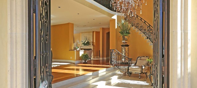 Luxurious Beverly Hills Residence W/Heated Pool, Jacuzzi & BBQ Center
