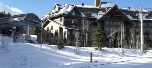 Luxurious Crystal Peak Lodge, 2 BR/2 BA, Ski-in/Ski-Out